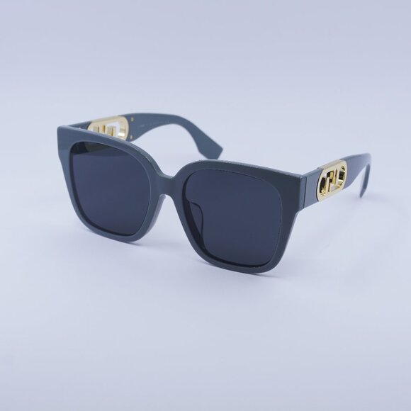 🕶️ New Fendi FE40063F 20A Sunglasses - Grey Frame, Grey Lenses - Picture 1 of 10